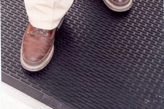 How to Remove Mud from Rubber Floor Mats: A Step-by-Step Guide